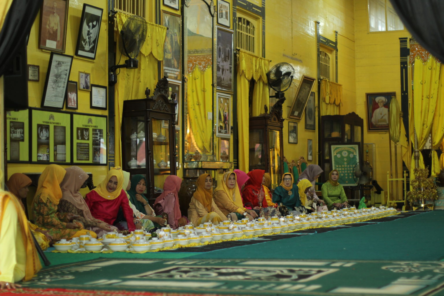 Royal wedding in Istana Kadriah Pontianak - Photo Atmospheric Iqbal, 2019-11-09, IMG_9950